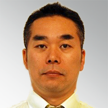 新居義男氏